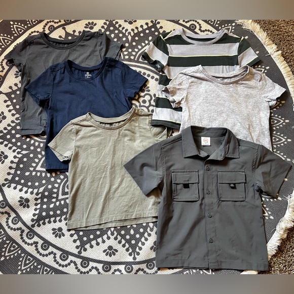 Other - 3T T shirt bundle